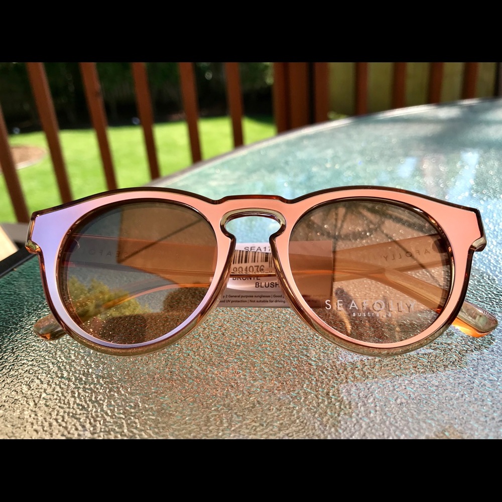Seafolly Australia *BRAND NEW* Blush Sunglasses